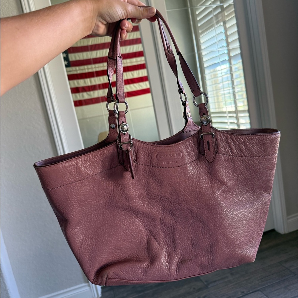 Coach Purple/ pinkTote Bag Spacious Elegant Design